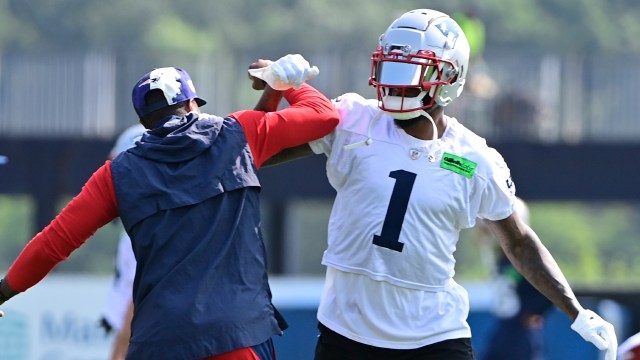 Patriots WR DeVante Parker misses second straight practice