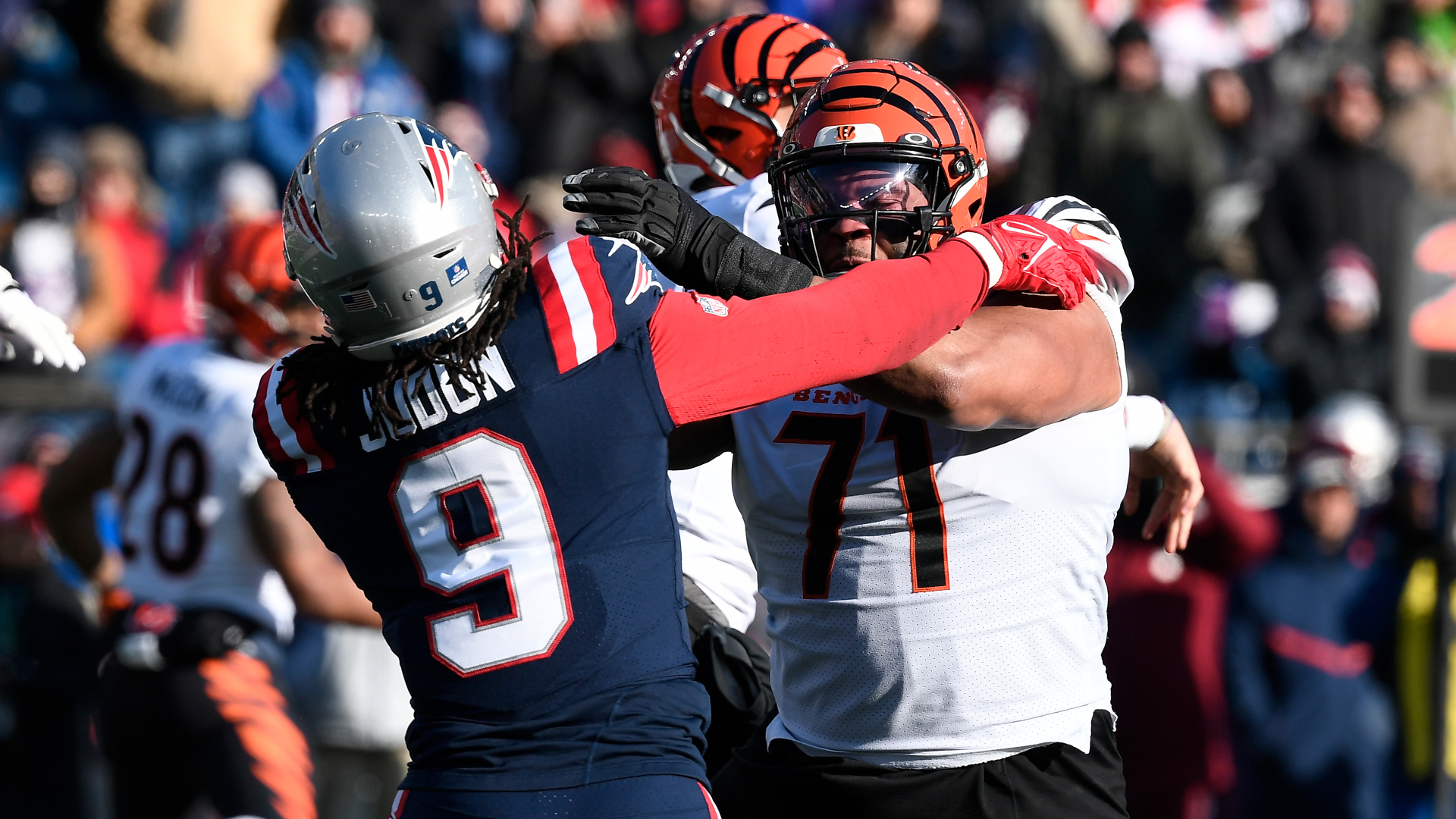 Bengals release veteran OT La'el Collins, who is still rehabbing from torn  ACL in December.