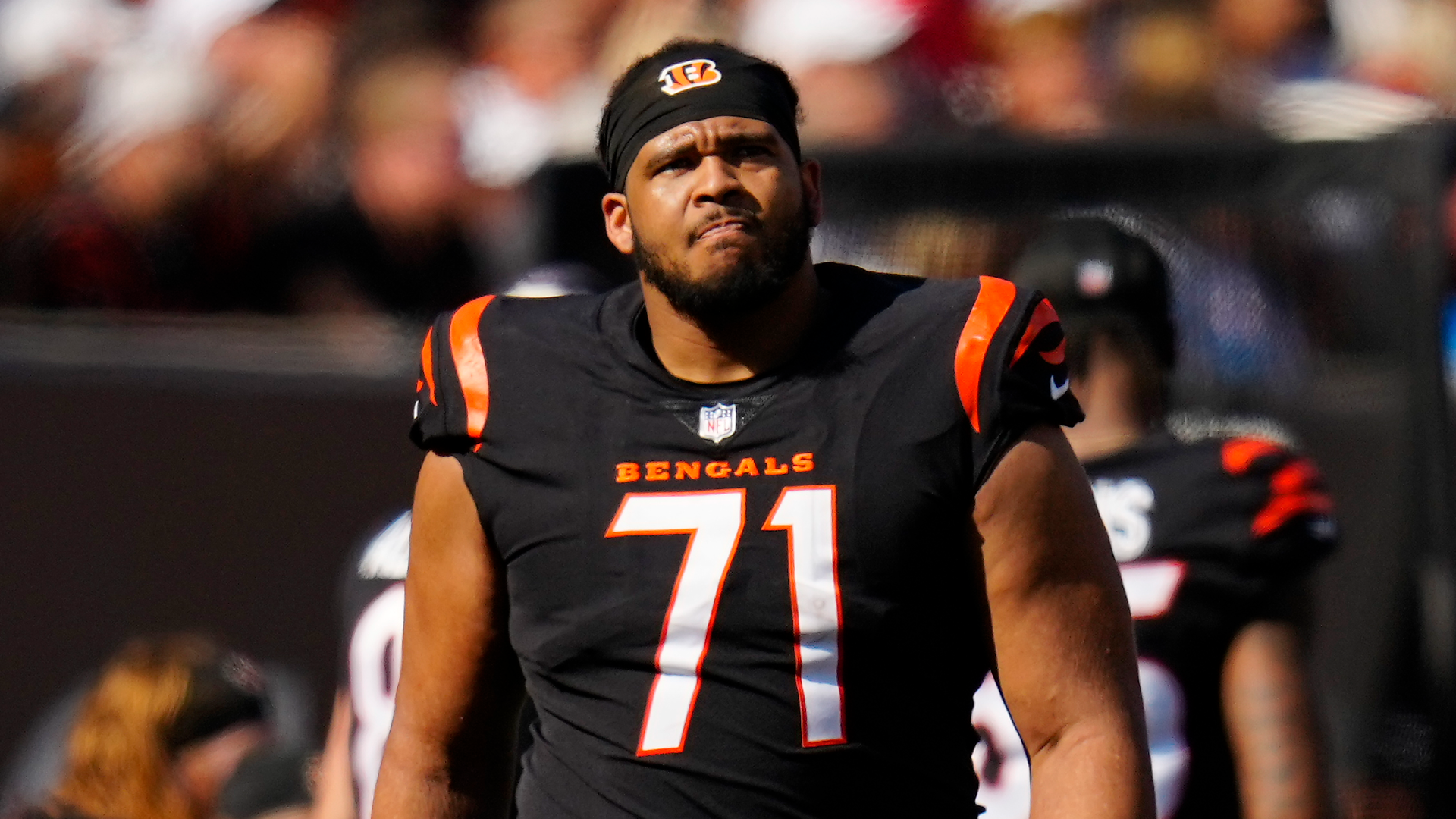 Patriots Interested in former Bengals OT La'el Collins 