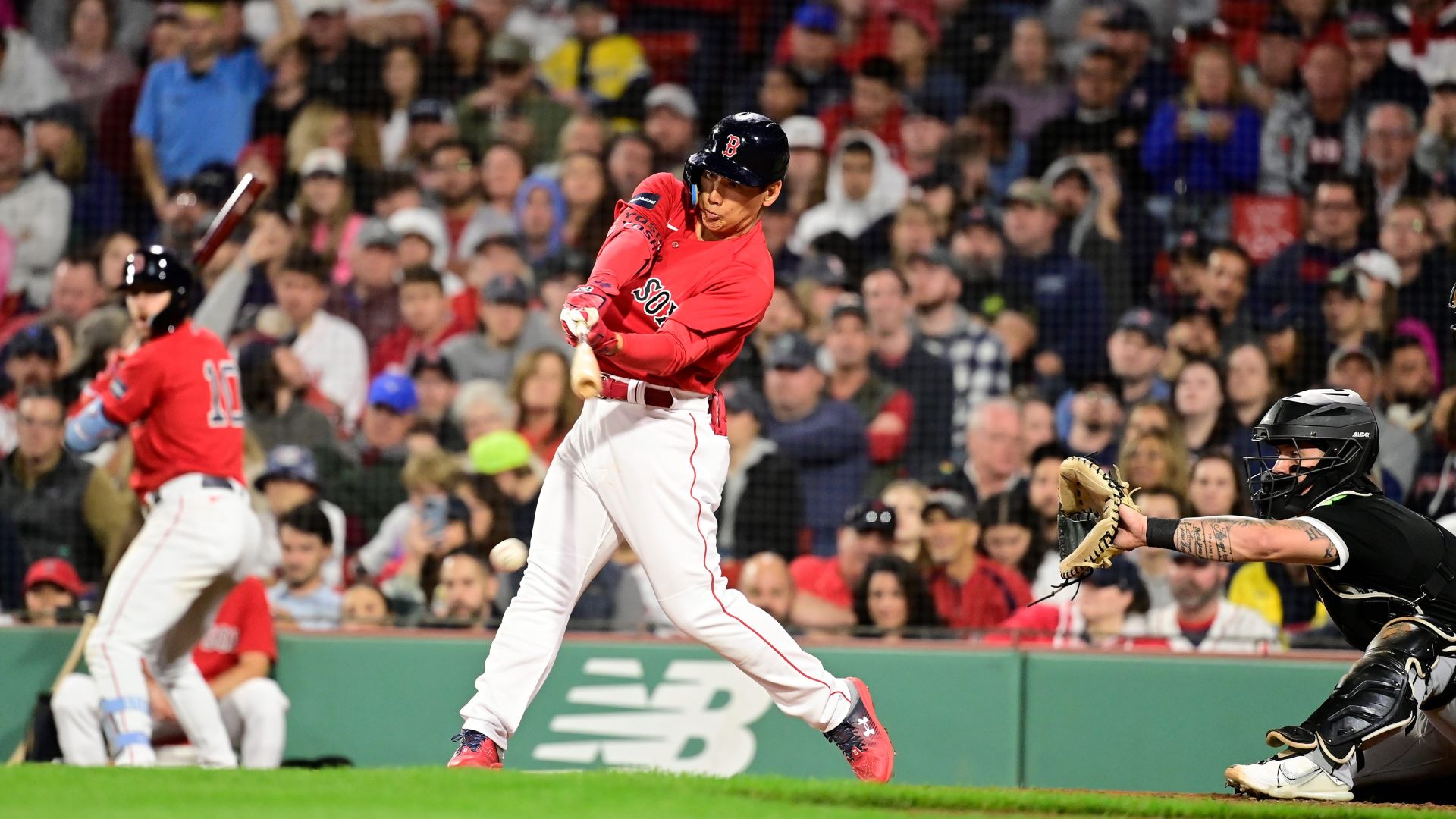 Red Sox Wrap: Boston Rallies In Eighth To Defeat White Sox