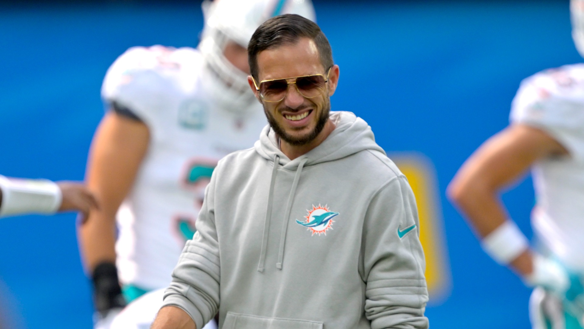 Why Dolphins coach Mike McDaniel is amazed by the Patriots defense