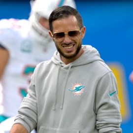 Why Chargers are perfect Week 1 litmus test for Mike McDaniel's Dolphins