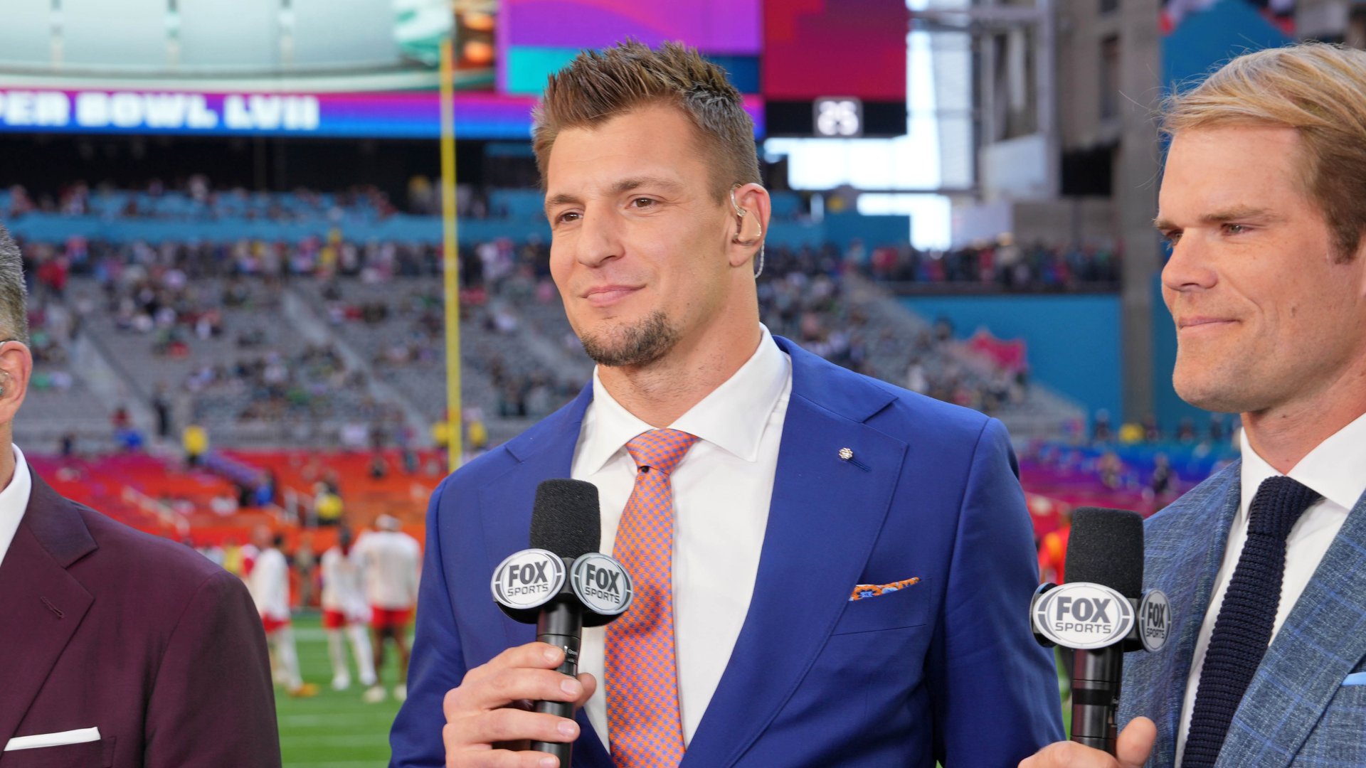 Rob Gronkowski returns . . . to Fox Sports' NFL coverage