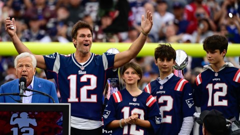 New England Patriots owner Robert Kraft, former quarterback Tom Brady