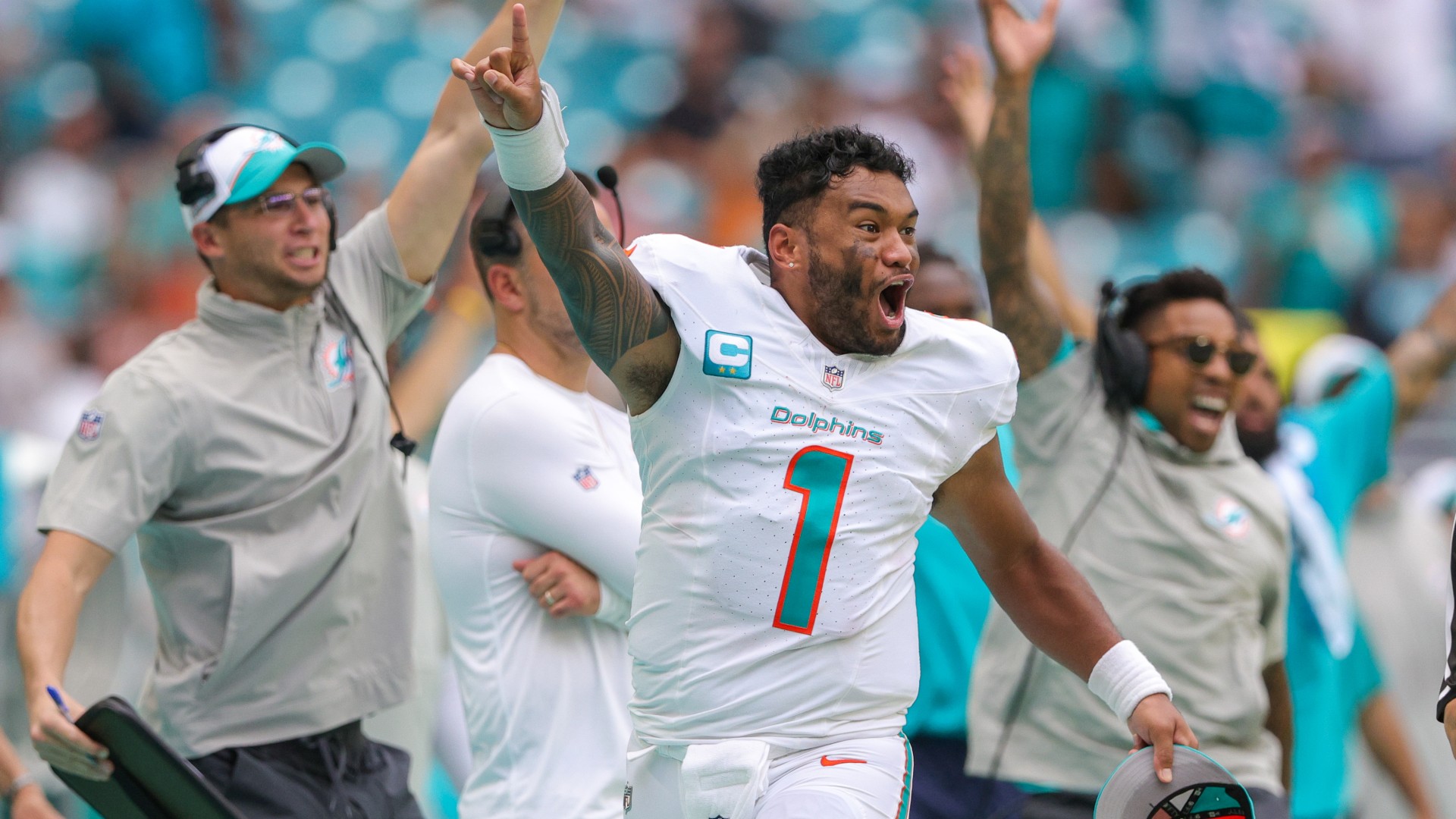 Bears' next opponent: Dolphins score most points by any team since 1966 in  70-20 win over Broncos - Chicago Sun-Times