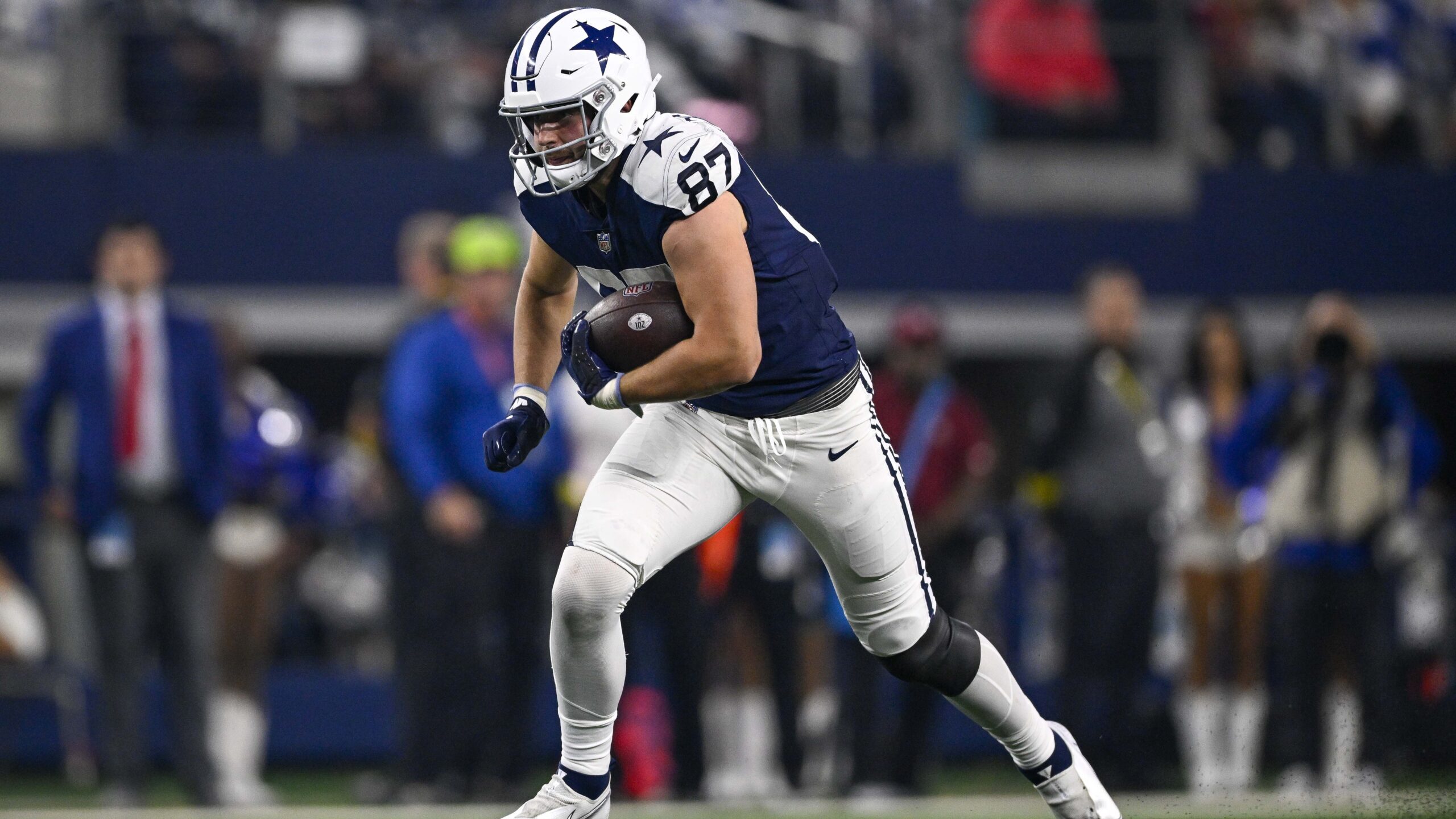 NFL: Witten's leadership shines in surprising season for Cowboys