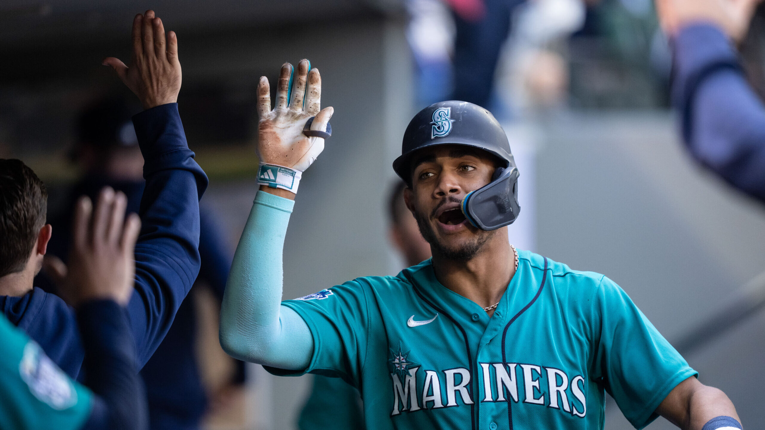 Seattle Mariners take destiny into their own hands, secure series