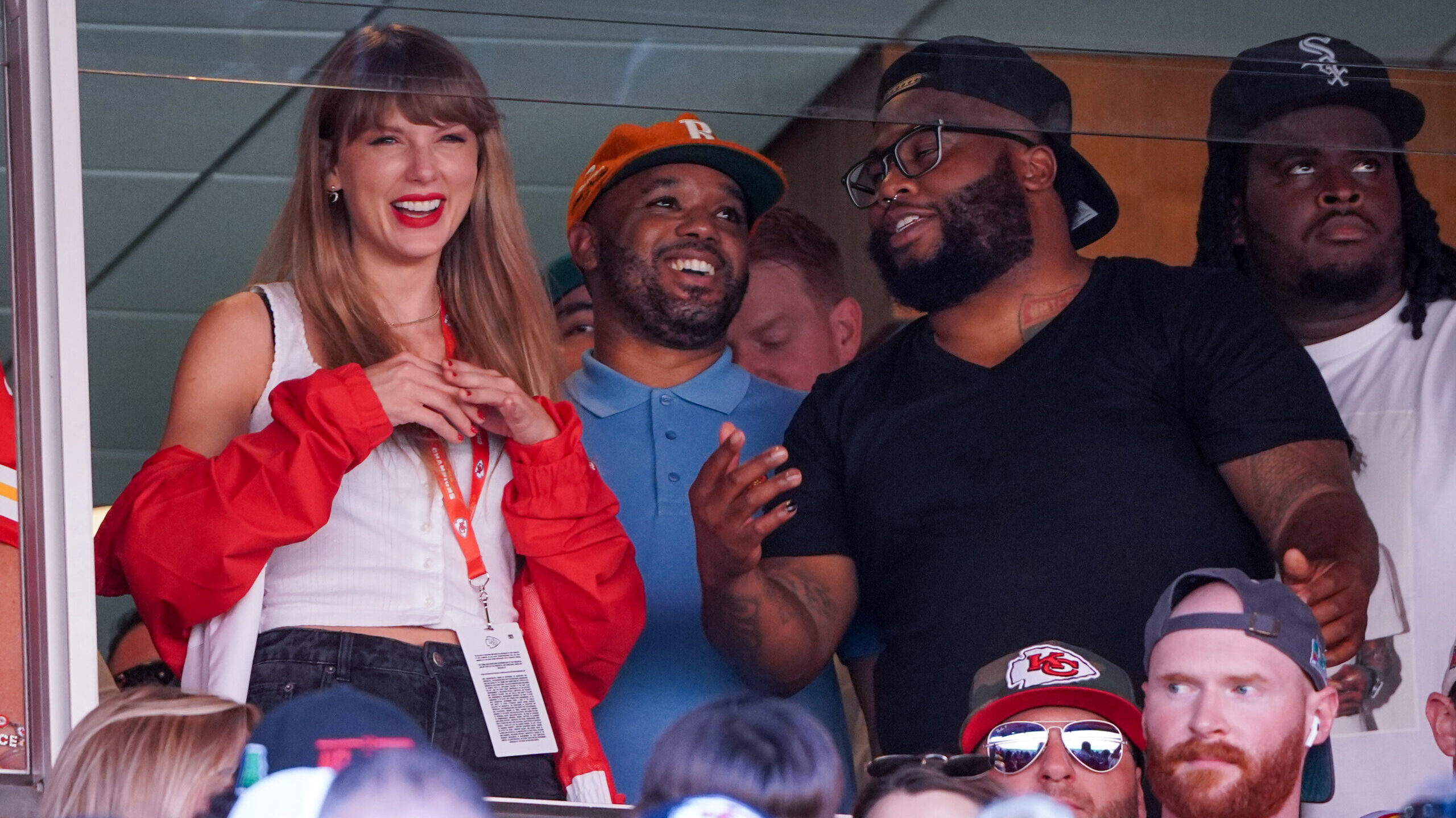 The Taylor Swift Effect on NFL Ratings and the Female Demographic is No  Joke - Crossing Broad