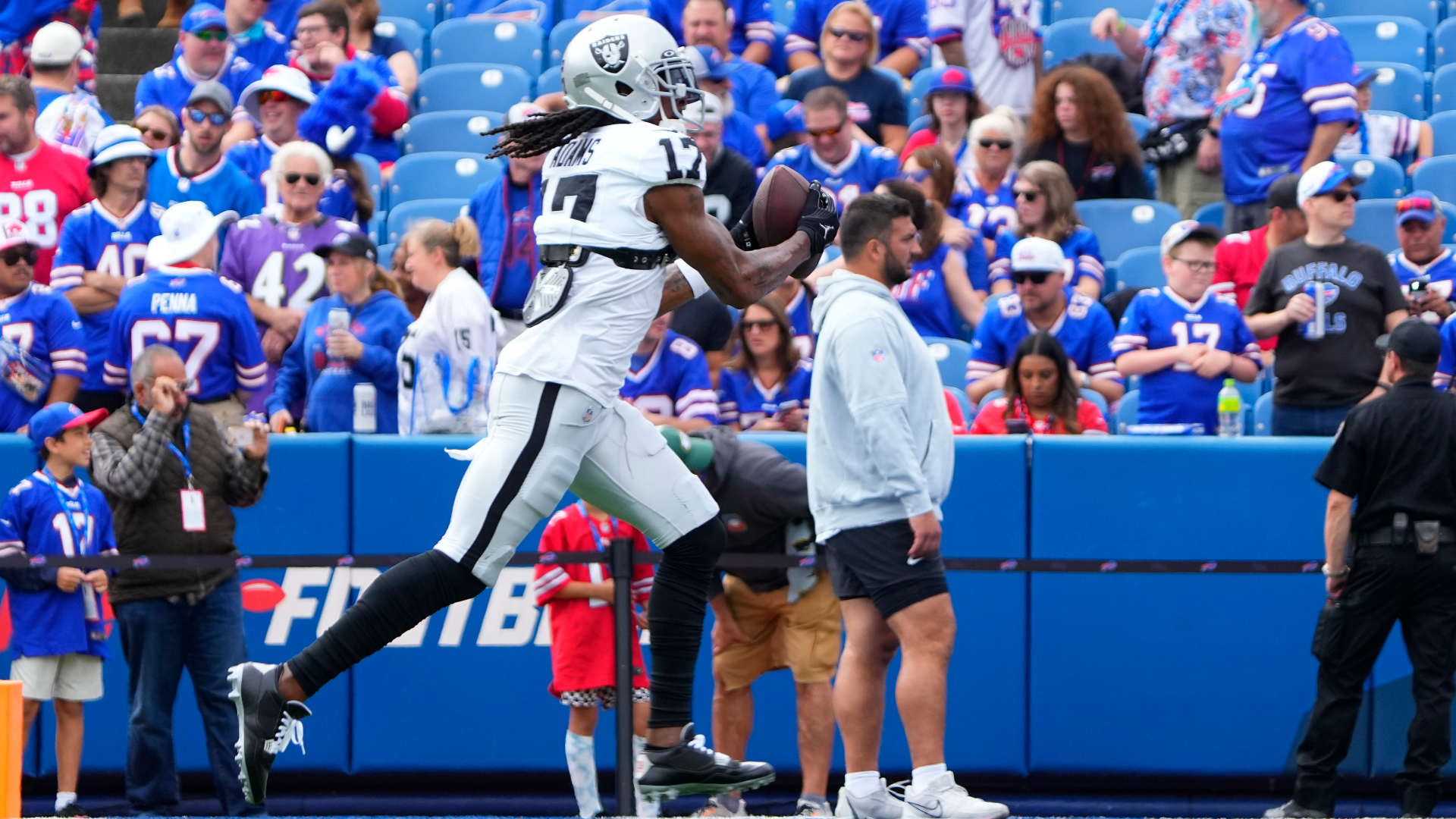 Raiders' Davante Adams Admonishes 'Out Of Control' Bills Safety