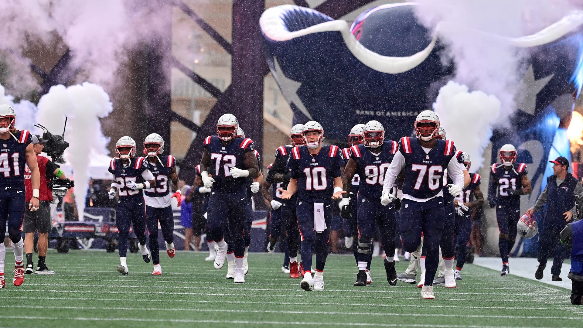 Mac Jones Reflects On Tom Brady Patriots Halftime Ceremony