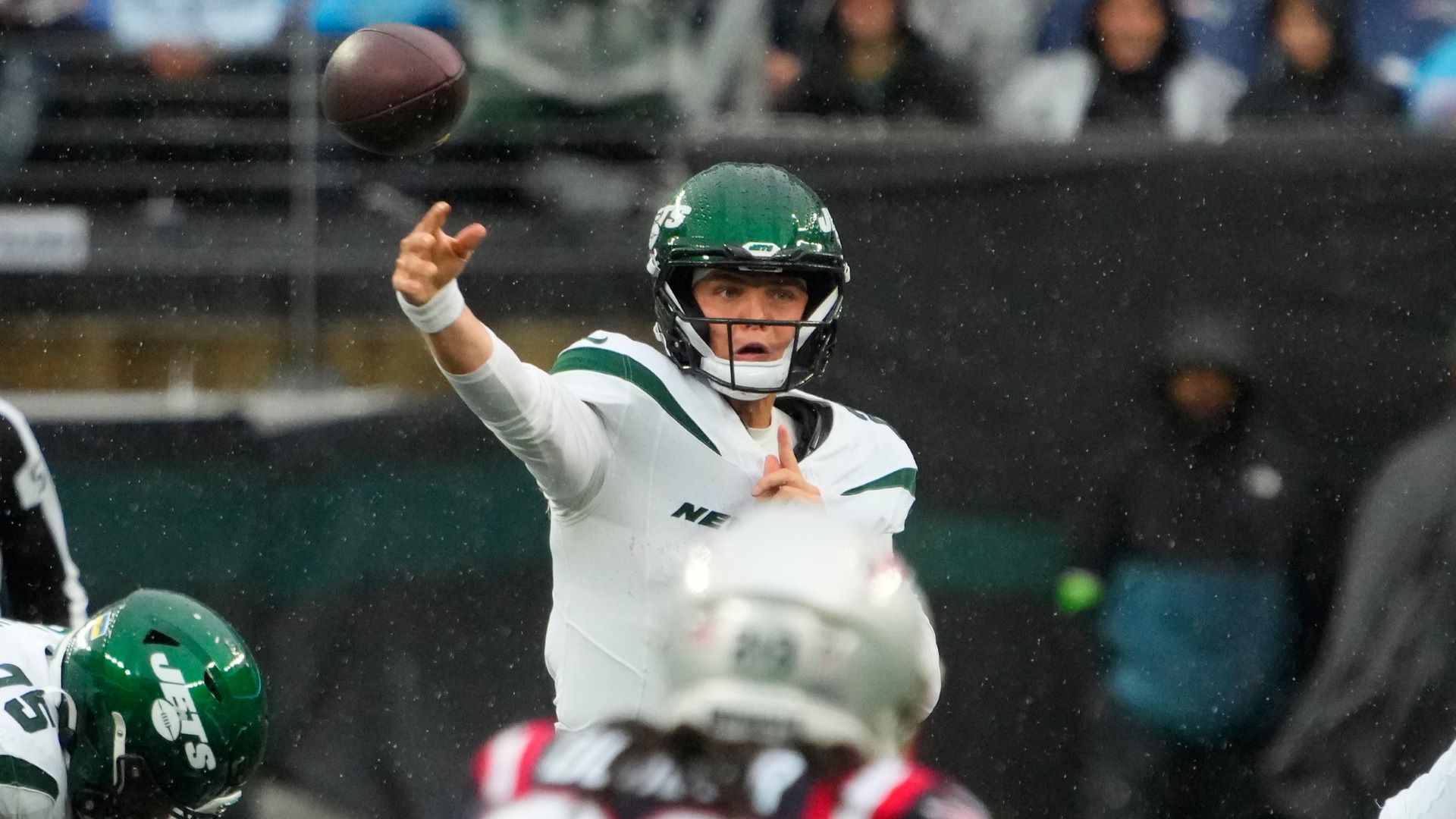 Legendary Jets QB Is Ready To Move On From Zach Wilson
