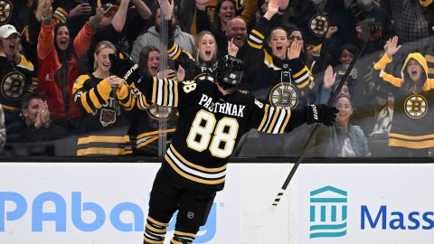 WATCH: Bruins honor Boston Red Sox with incredible pre-game
