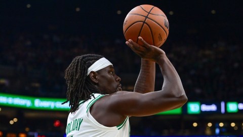 Jrue Holiday trade raises hopes Celtics will lift another banner - The Bay  State Banner