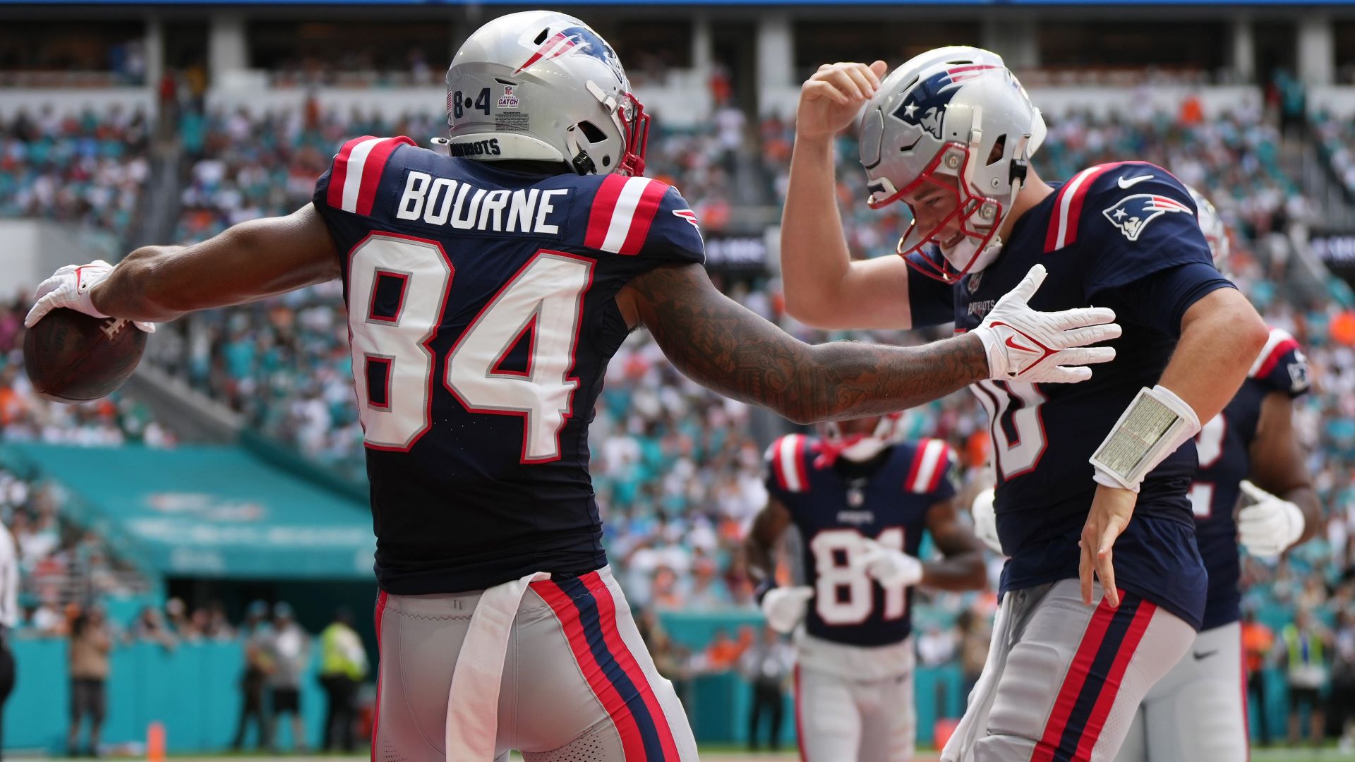 How Mac Jones Reacted To Kendrick Bourne's Torn ACL Injury