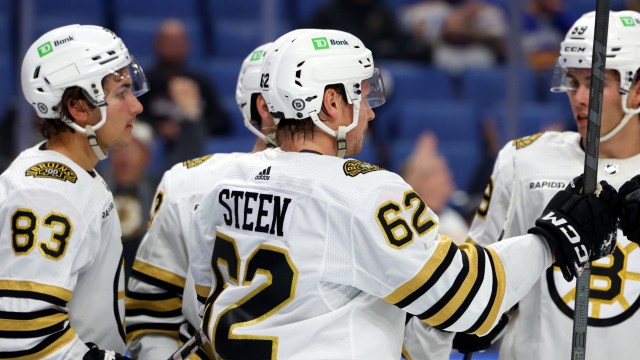 Boston Bruins forward Oskar Steen