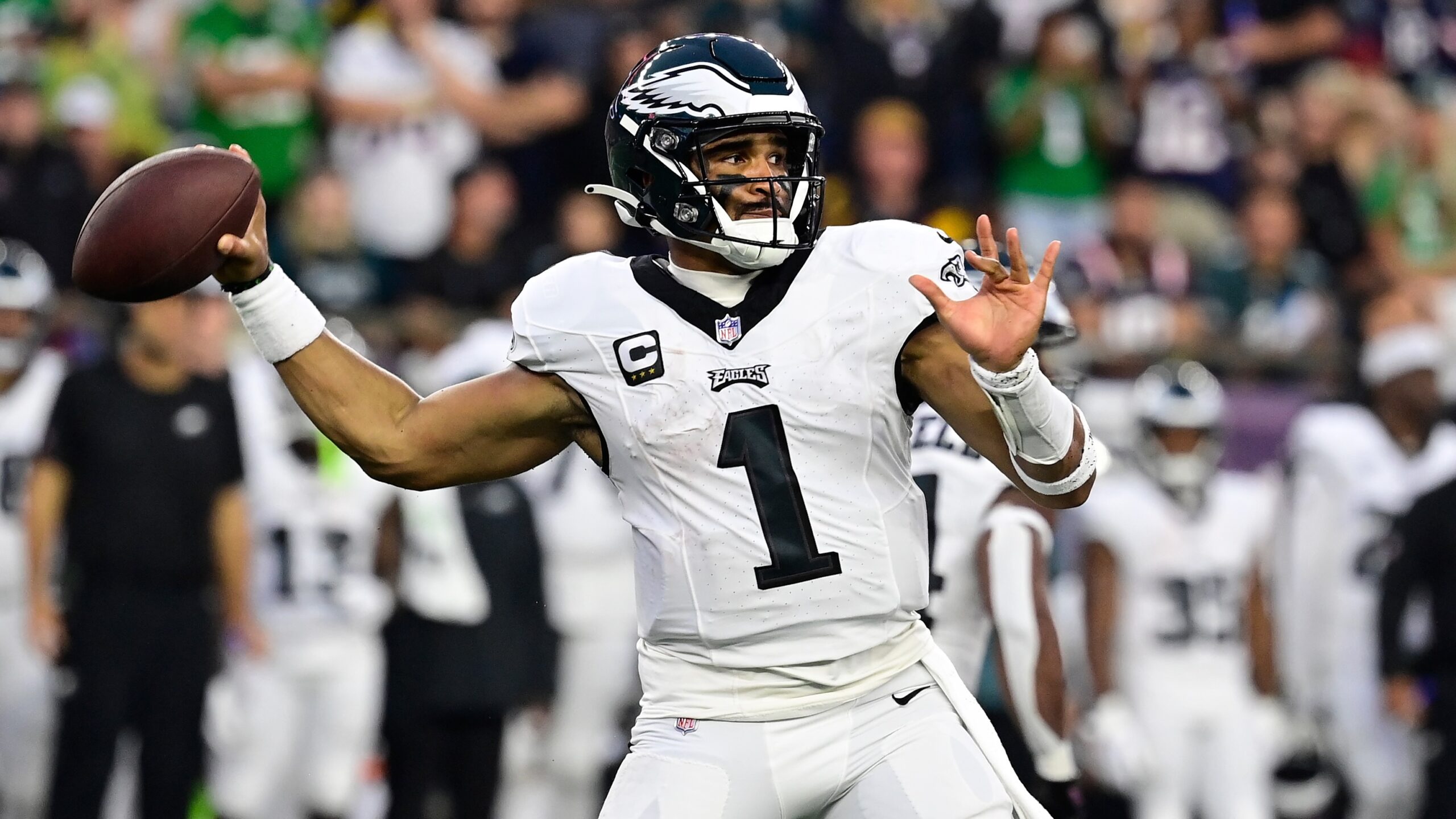 Philadelphia Eagles vs. Pittsburgh Steelers Prediction, Pick, Odds: Will  Jalen Hurts, Eagles Stay Undefeated?