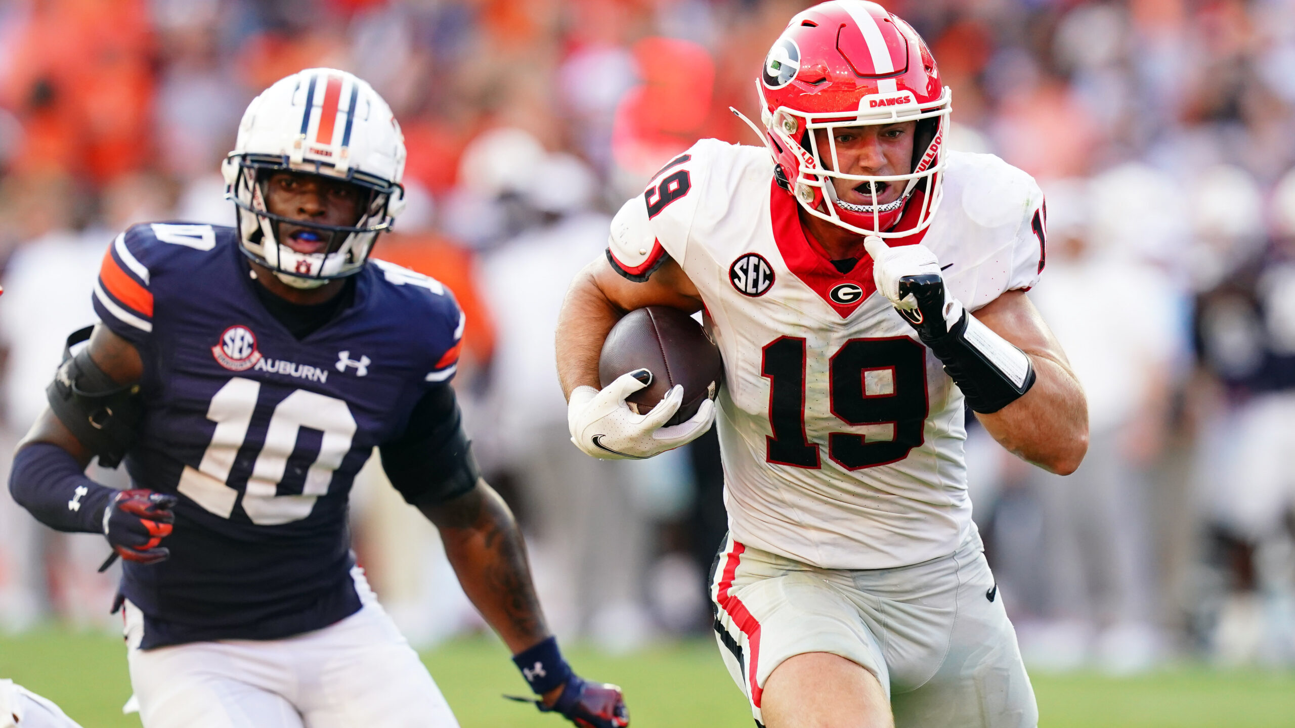 Brock Bowers Injury Creates Question Marks for Bulldogs