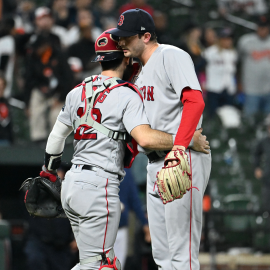 Alex Cora sent meaningful message to Christian Vázquez after World Series