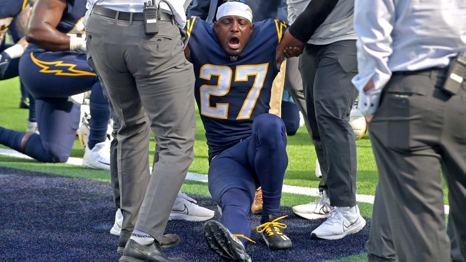 Chargers concerns: More injuries and J.C. Jackson's play