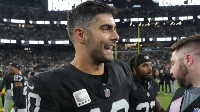 Jimmy Garoppolo, Las Vegas Raiders prep for Denver Broncos