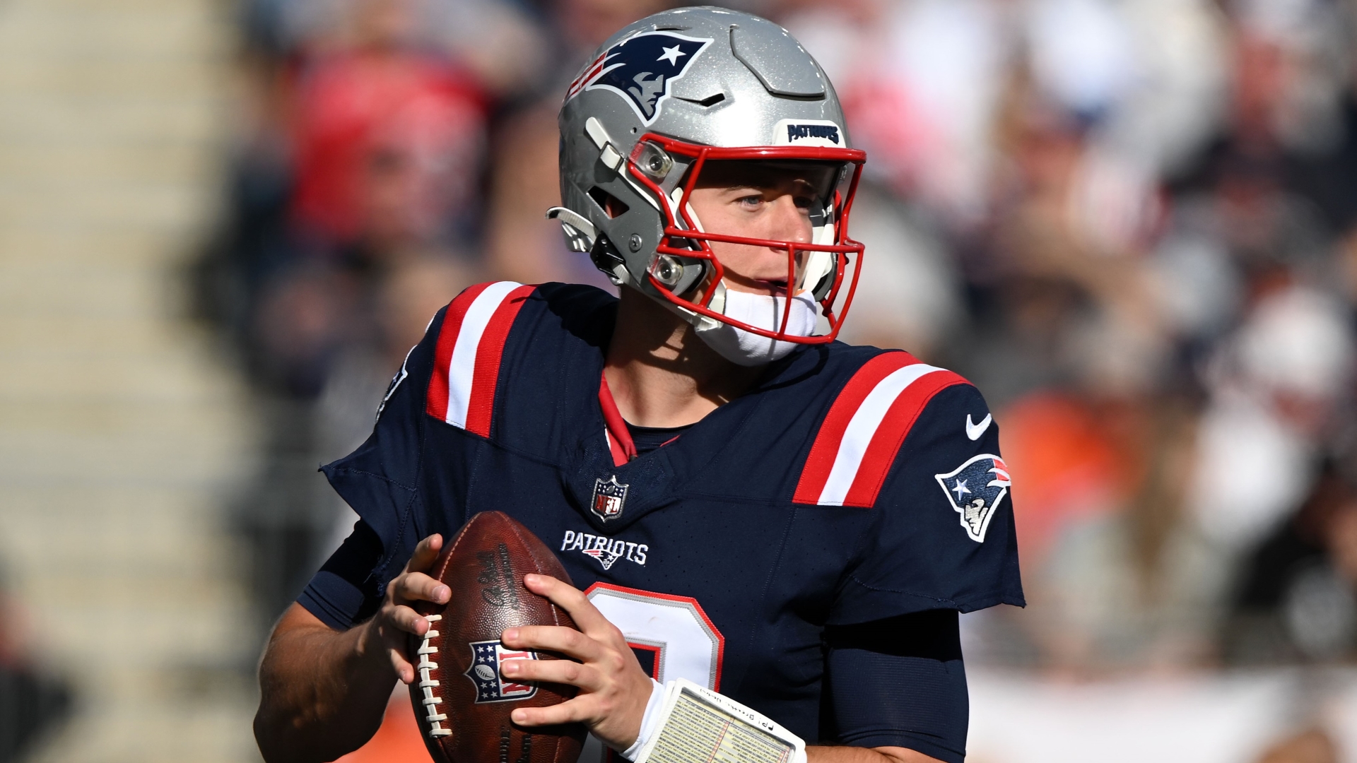 Patriots pull QB Mac Jones after 2 turnovers