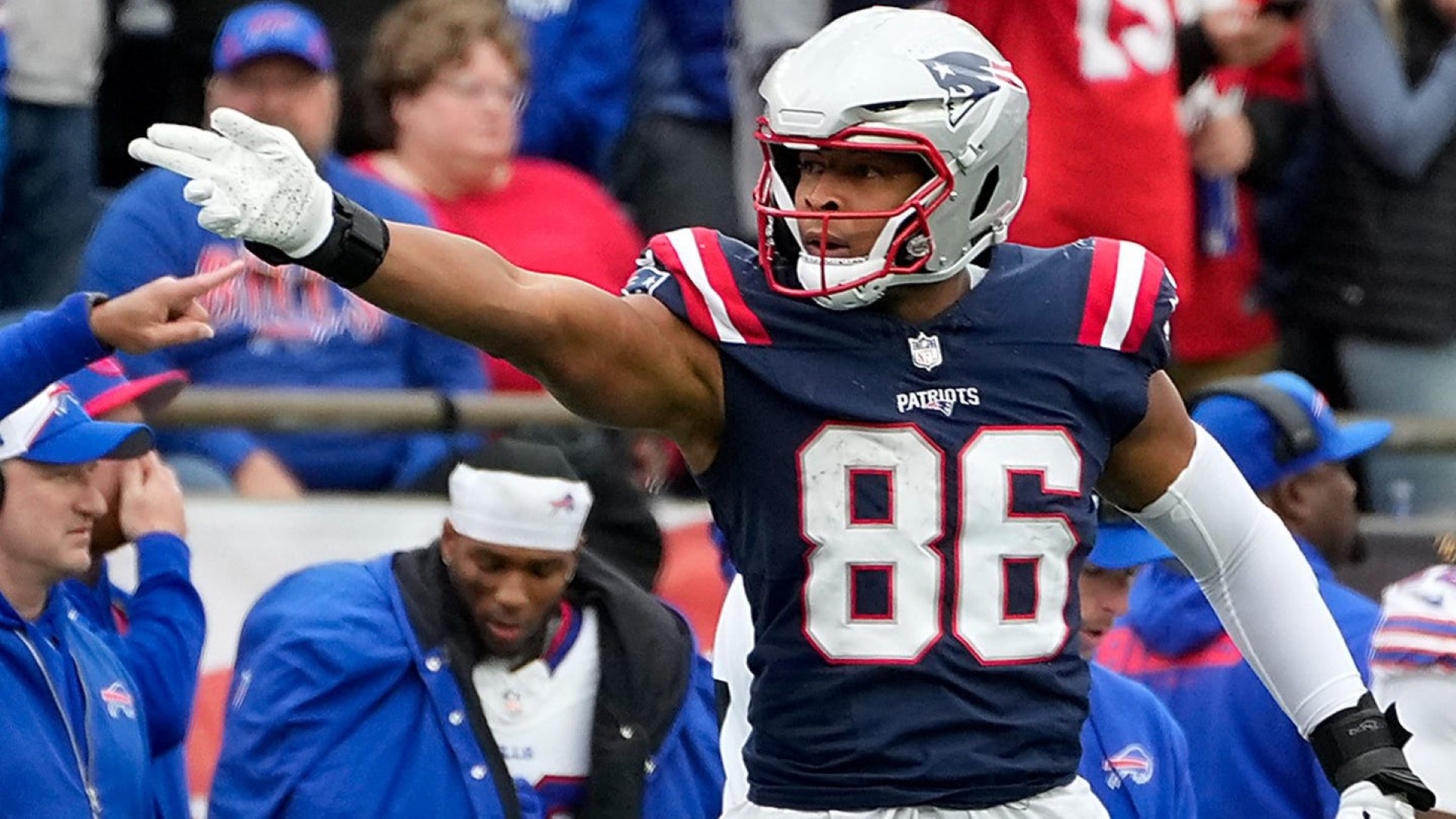 Patriots Rumors: Unheralded Tight End Taking Talents To NFC West