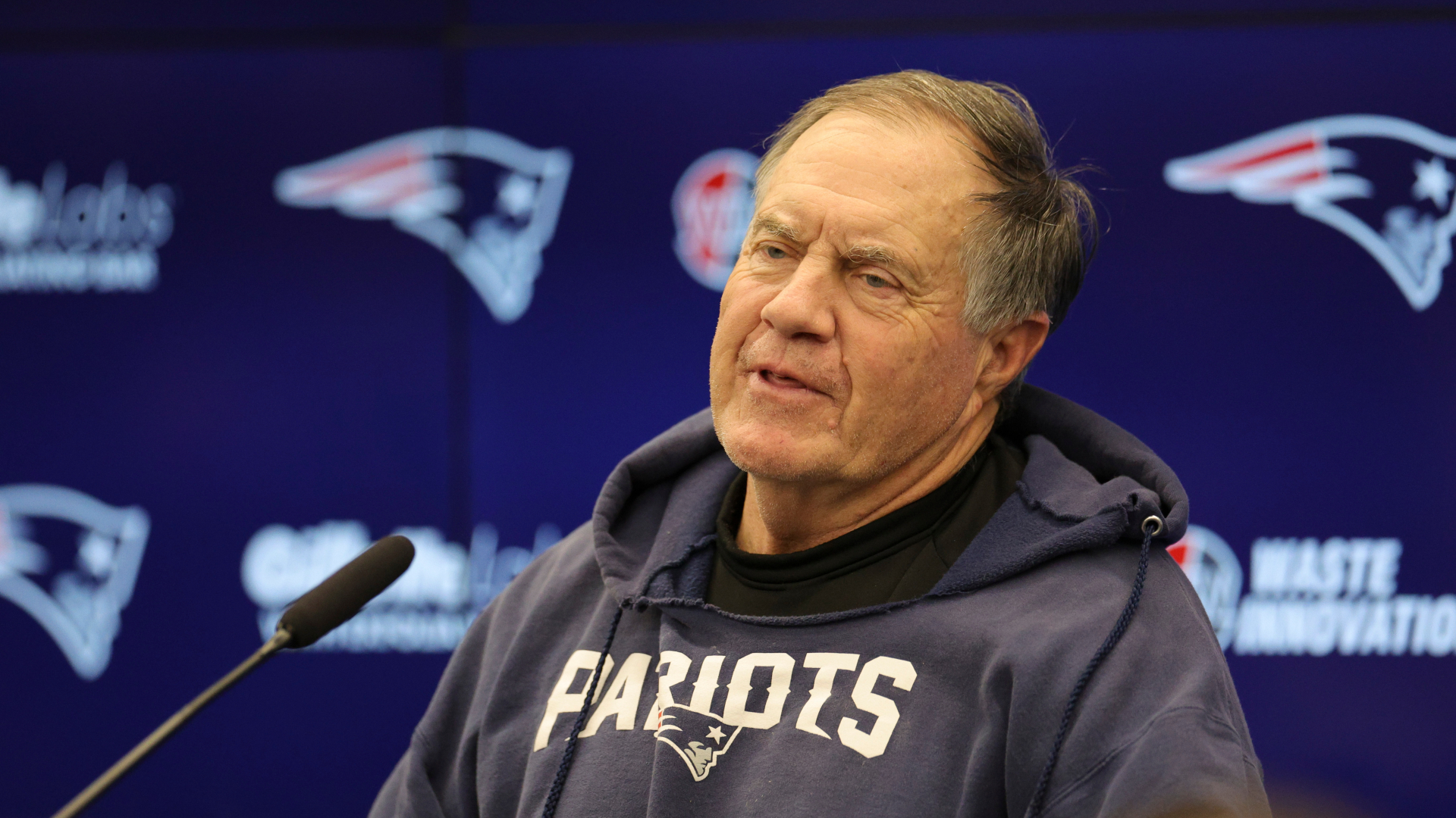 LeGarrette Blount Gives Ex-Patriots View Of Bill Belichick Rumors