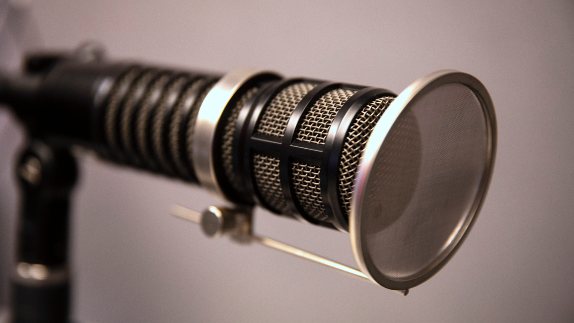 Microphone