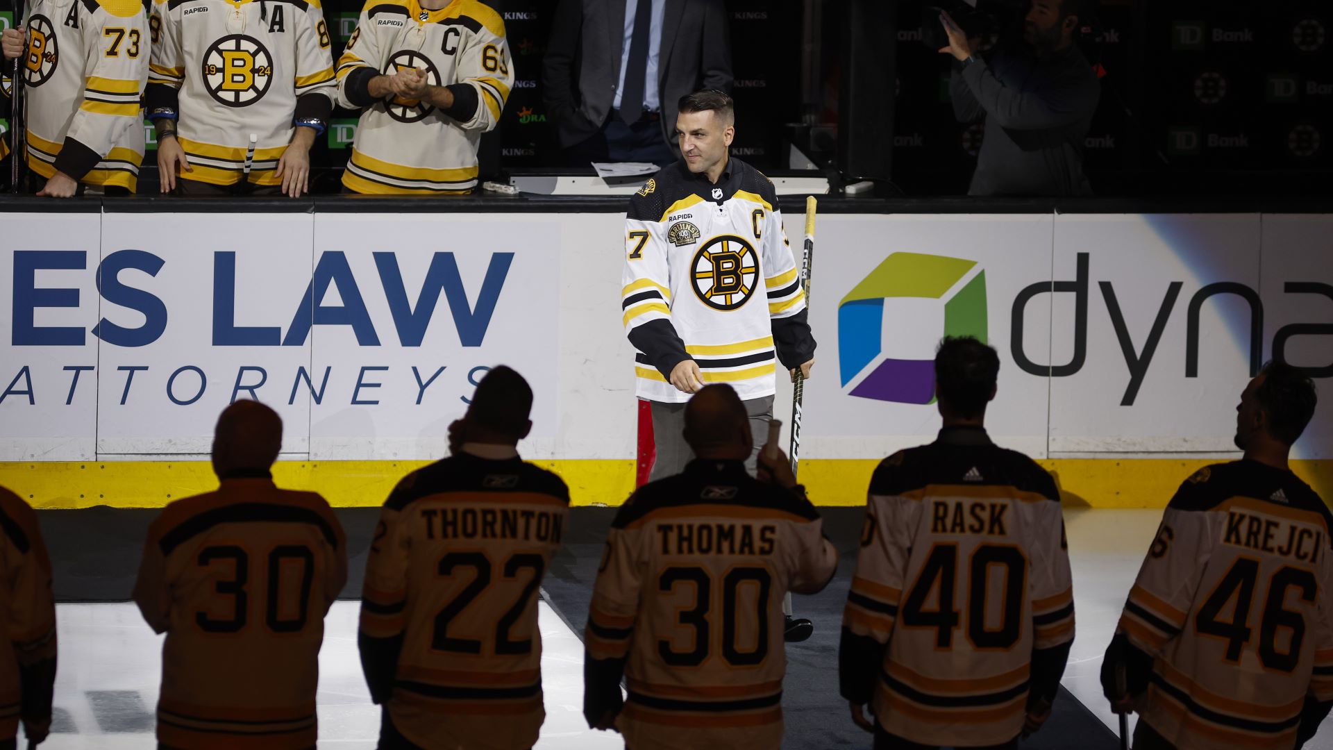 Patrice Bergeron overweegt mogelijk een terugkeer in de NHL weg van Boston