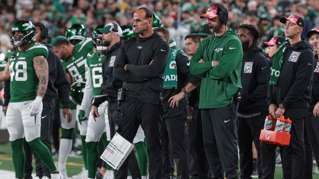 New York Jets head coach Robert Saleh and quarterback Aaron Rodgers