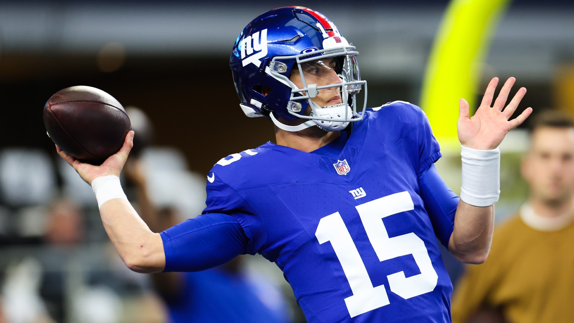 Patriots Reportedly Considered Signing Giants QB Before Season