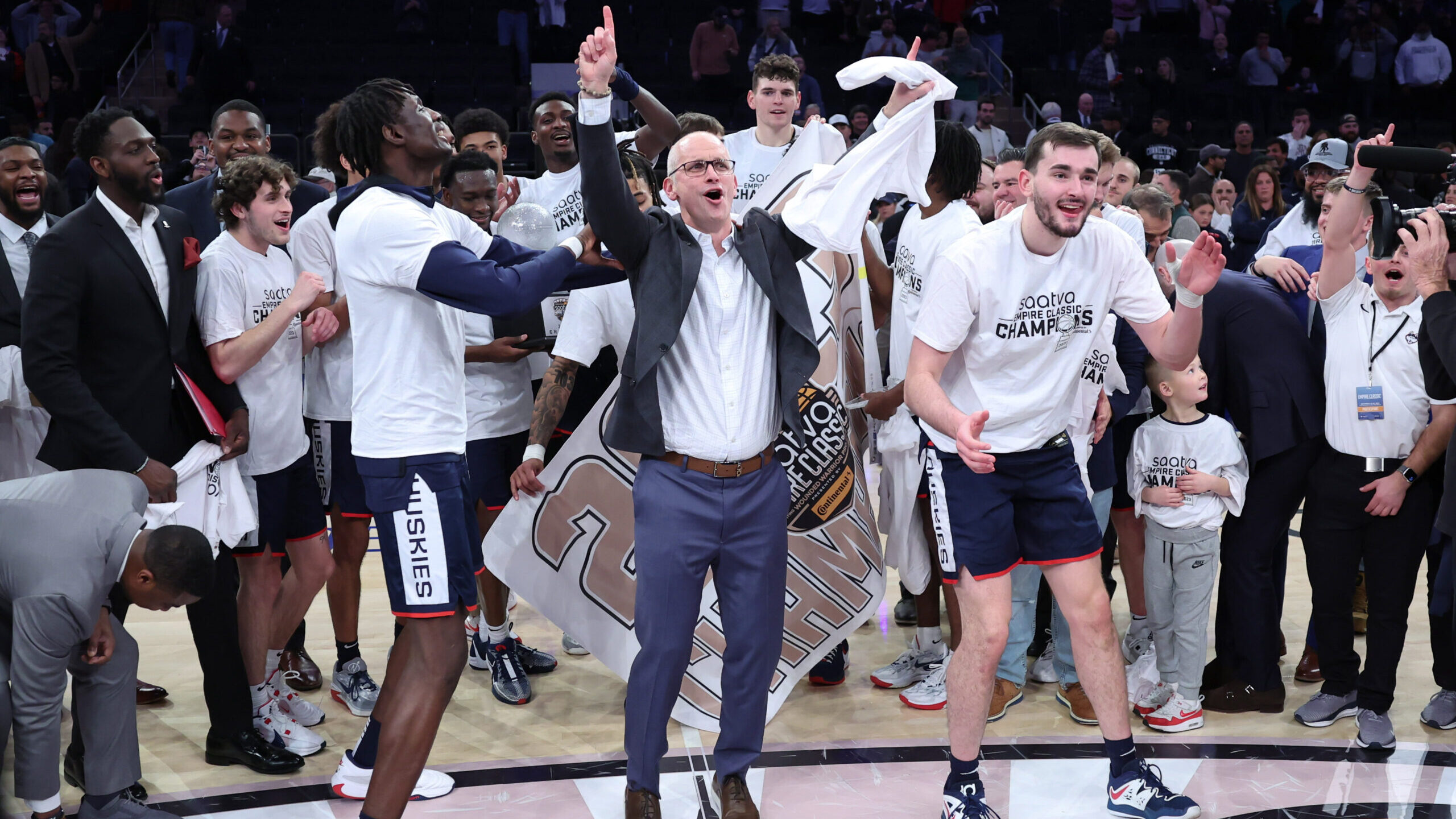 Empire Classic Finale: UConn Notches Win over Texas