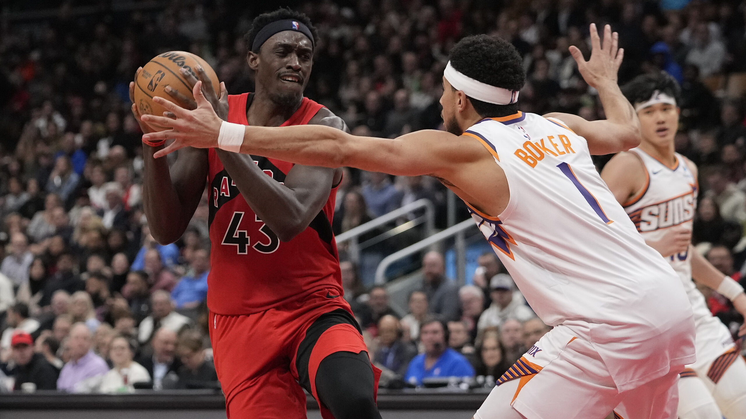 Raptors Shock Suns, End Phoenix’s Seven-Game Win Streak