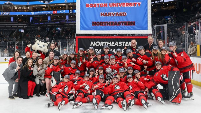 Northeastern Huskies women's hockey team