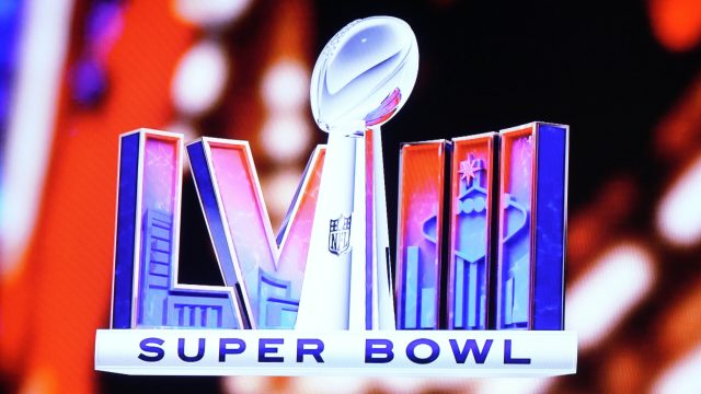 NFL: Super Bowl Host Committee Handoff Press Conference