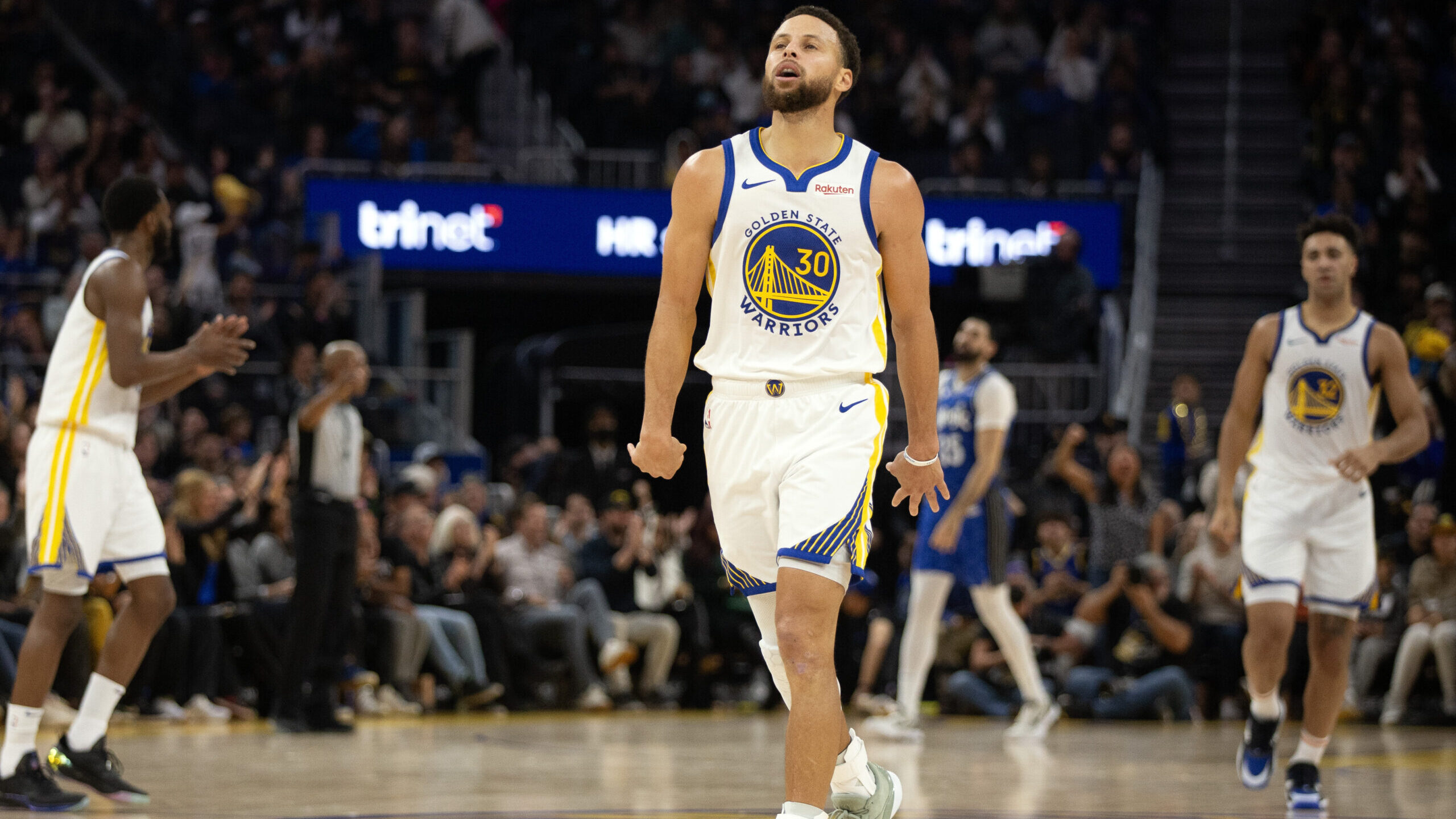 Warriors Triumph Over Magic: Steph Curry’s Heroics Secure Victory