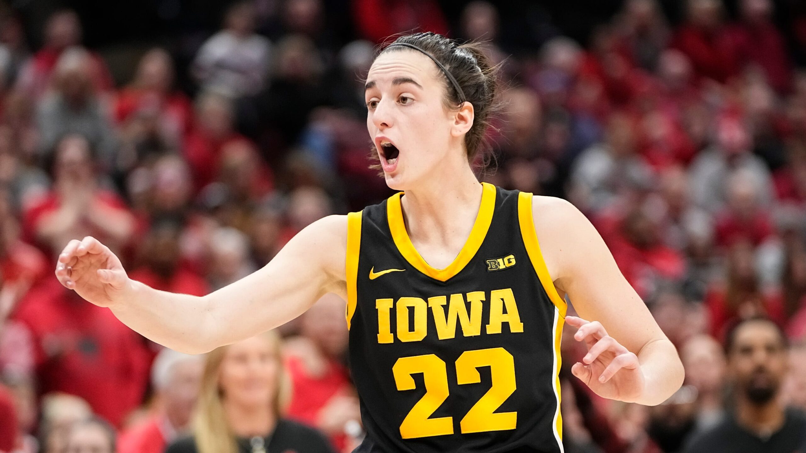 Caitlin Clark Court-Storming Incident: Ohio State Stuns Iowa in Big Ten ...