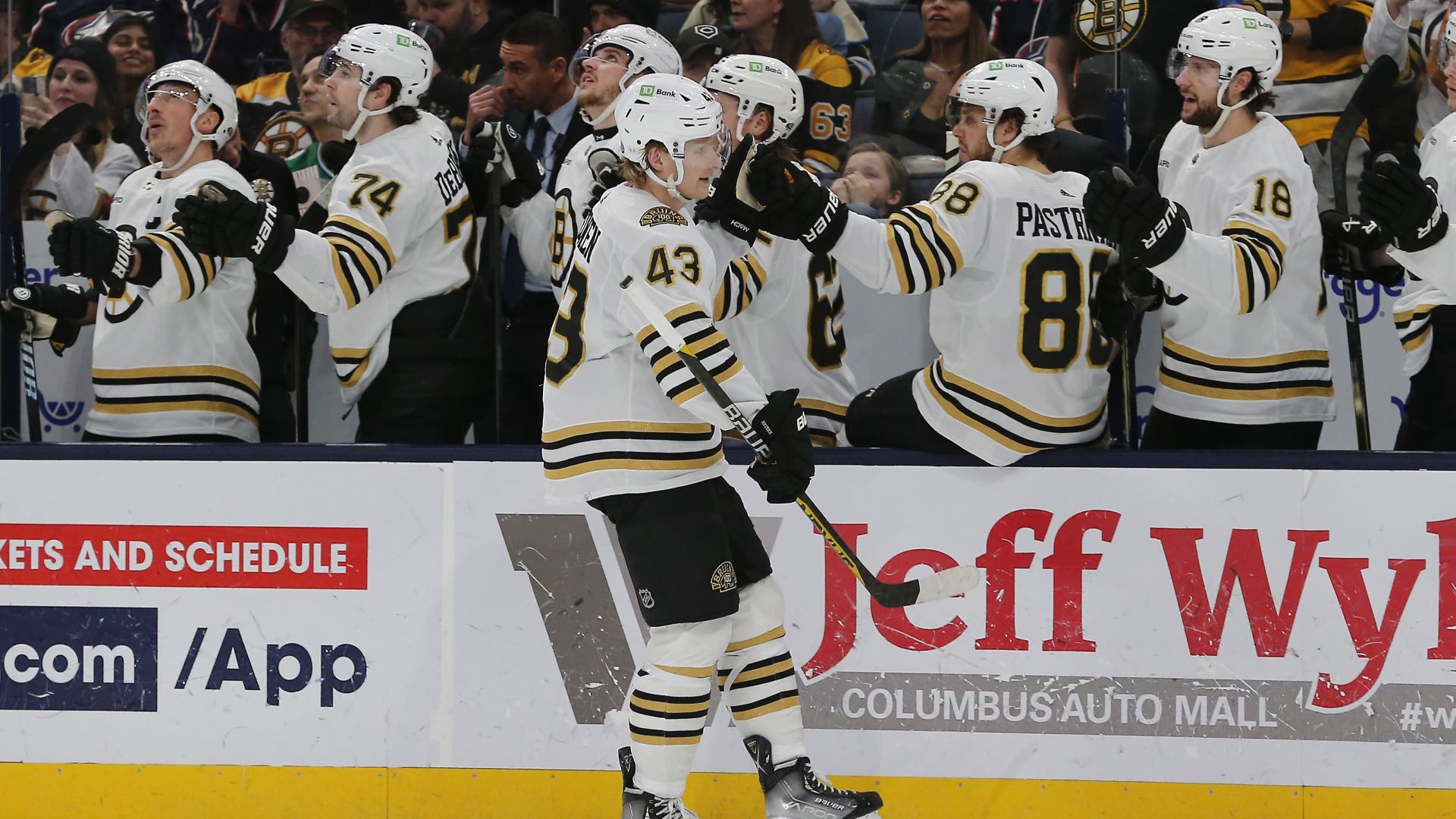 Bruins Lean On 'Value Players' In Road Victory To Extend Winning Streak