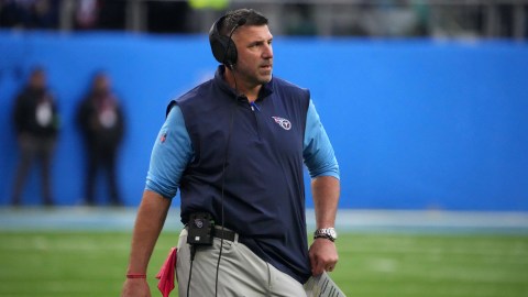 NFL head coach Mike Vrabel