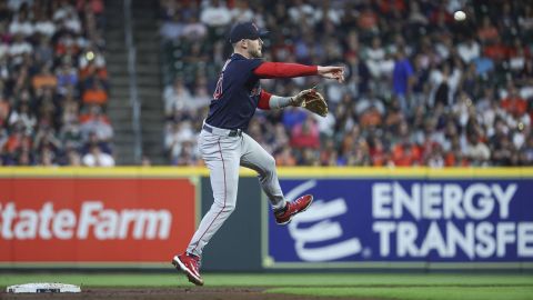 Report: Ex-Red Sox RHP Ryan Brasier agrees to multi-year deal with