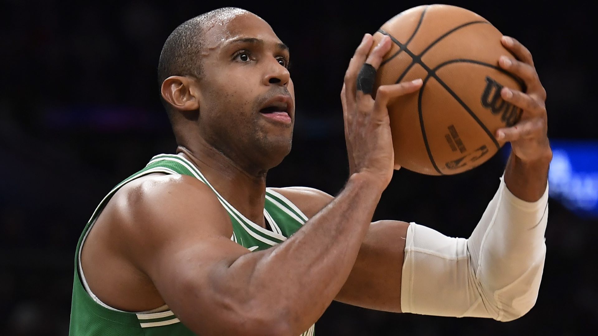 Al Horford Filling Every Role For Celtics After Key Performance   Al Horford 943d29 