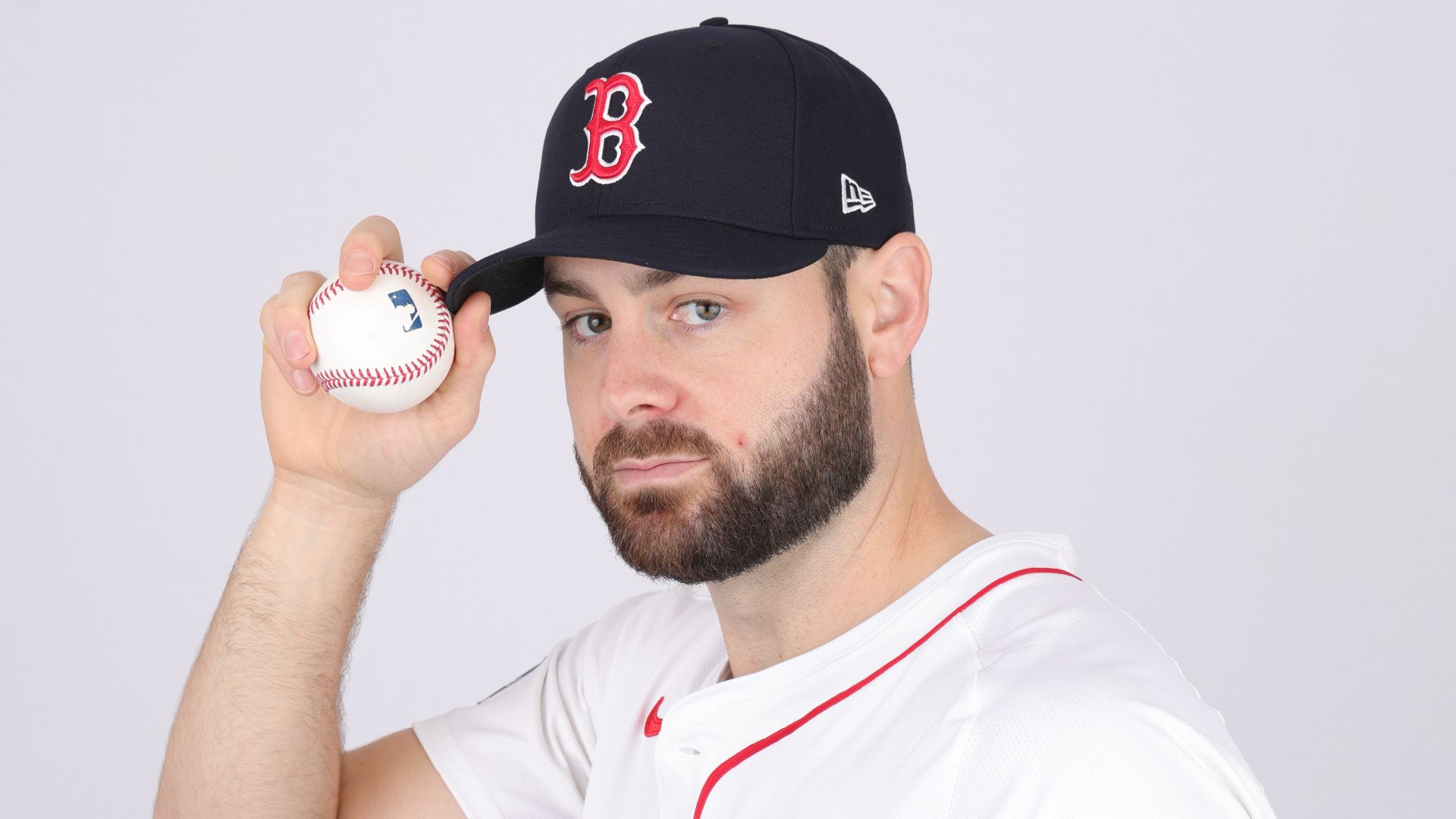 Red Sox pitcher joins top free agent for Game 1 of World Series