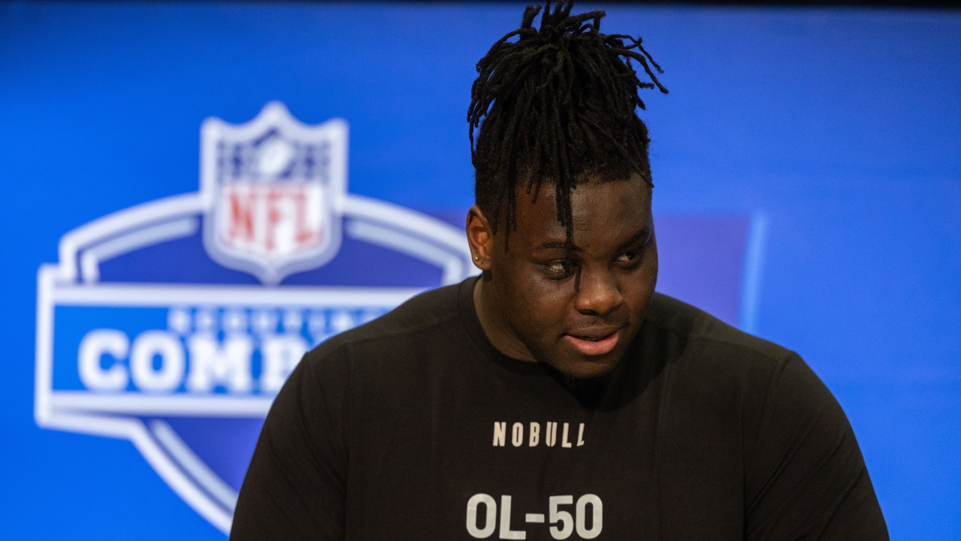 NFL Analyst Projects Patriots’ Picks In Four-Round Mock Draft