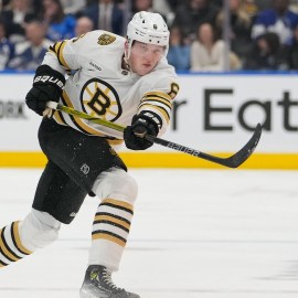 Boston Bruins defenseman Mason Lohrei