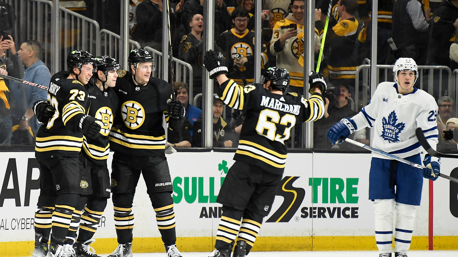 Bruins Dominate Maple Leafs in Stanley Cup Playoffs Opener: Five Goals, Physical Play, and Costly Mistakes from Toronto