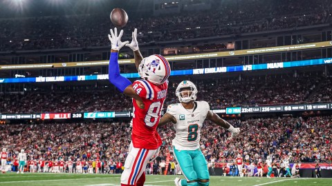 New England Patriots wide receiver Kendrick Bourne, Miami Dolphins safety Jevon Holland