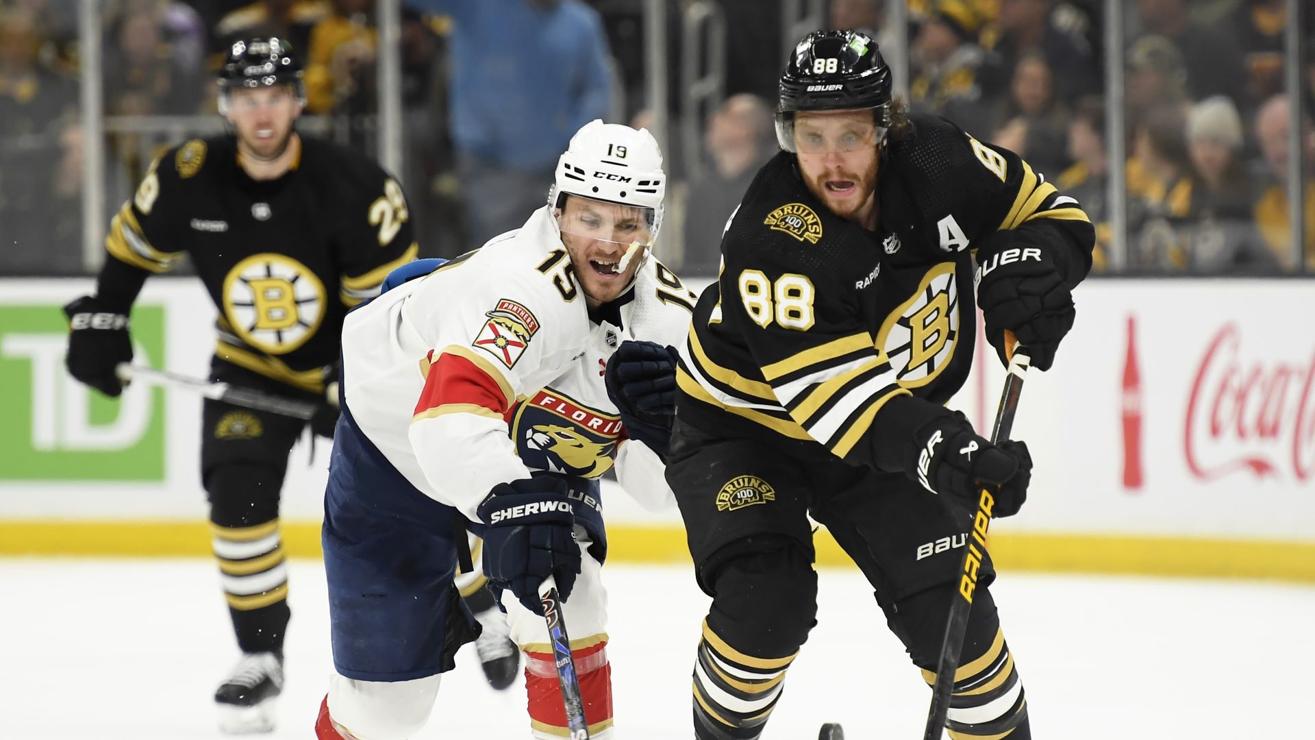 Bruins' David Pastrnak Gives Inside Details On Fight With Matthew Tkachuk