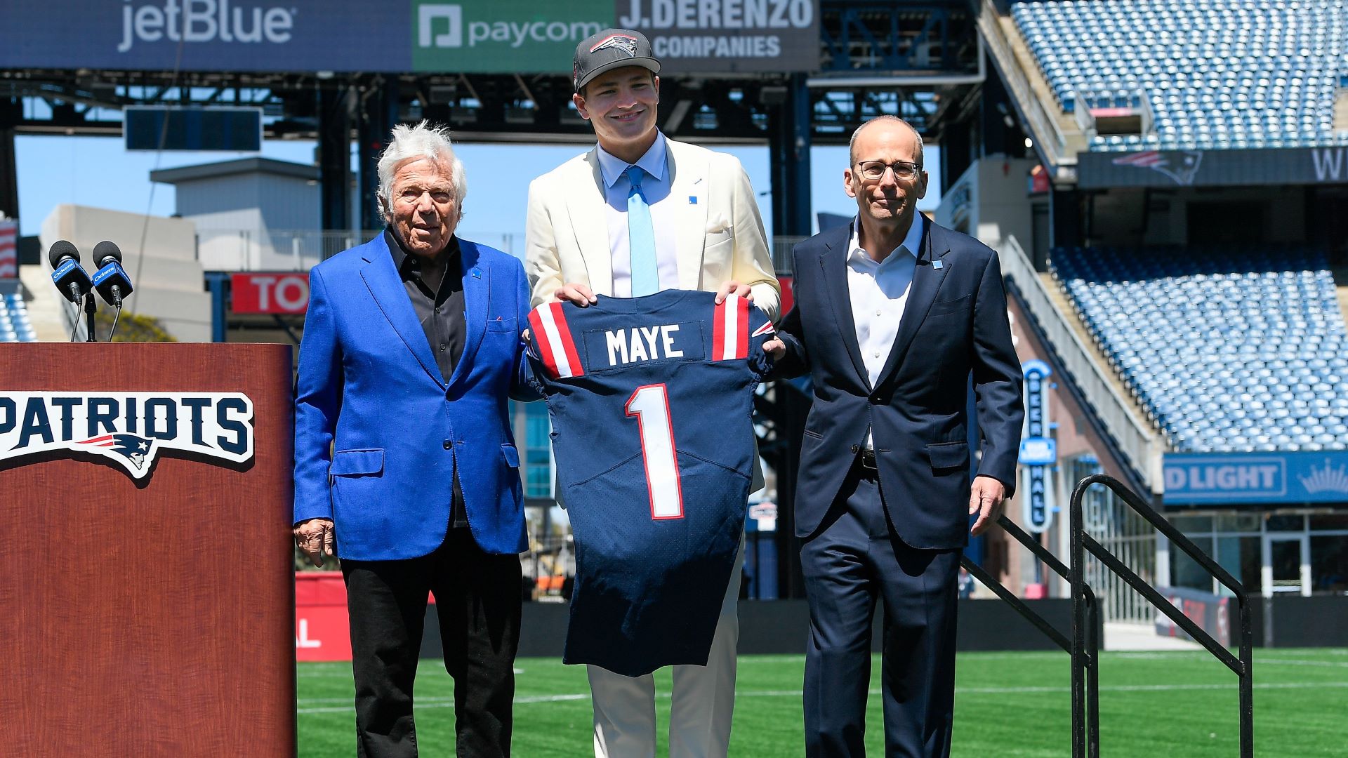 Watch Drake Maye Throw Passes In Patriots Uniform For First Time