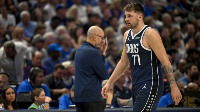 Dallas Mavericks head coach Jason Kidd and guard Luka Doncic