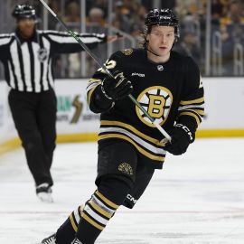 Boston Bruins forward Oskar Steen